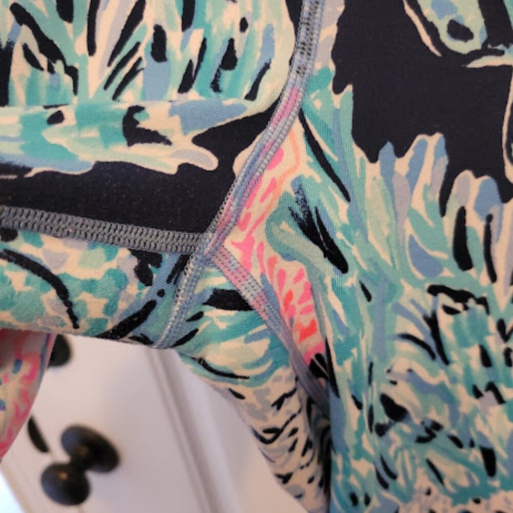Lilly Pulitzer Weekender High-Rise Full Length Leggings Navy Party Paradise XL - Picture 4 of 5